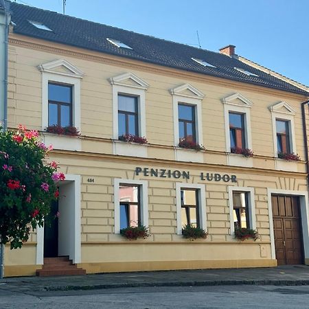 Penzion Ludor Strážnice Exterior foto