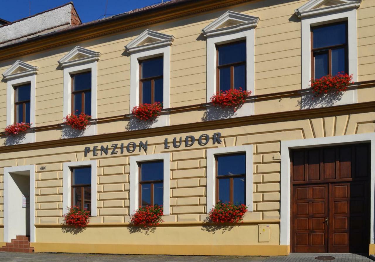Penzion Ludor Strážnice Exterior foto